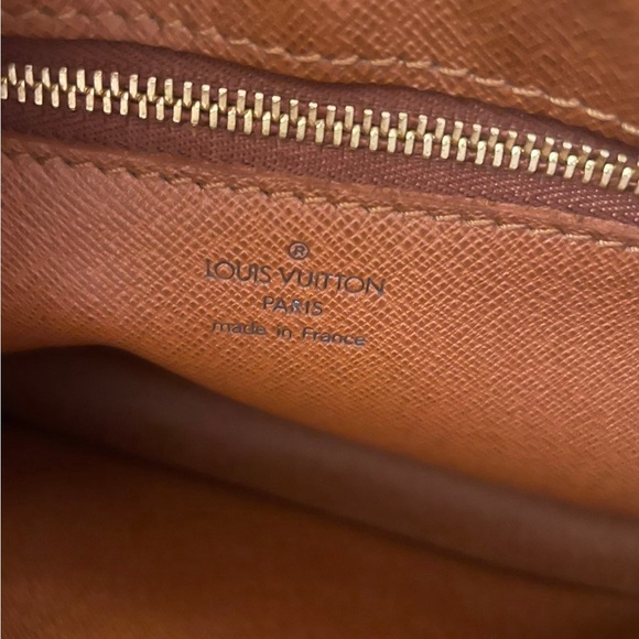 Auth Louis Vuitton MARLY DRAGONNE CLUTCH - Picture 8 of 14